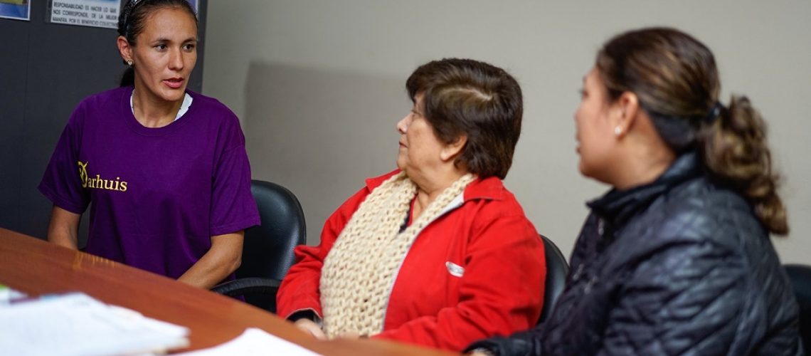 Cuanto cobra una niñera en Perú